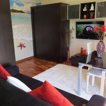 ויאנה דו קסטלו Estudio De Luxo Em Condominio Privado Com Piscina מראה חיצוני תמונה