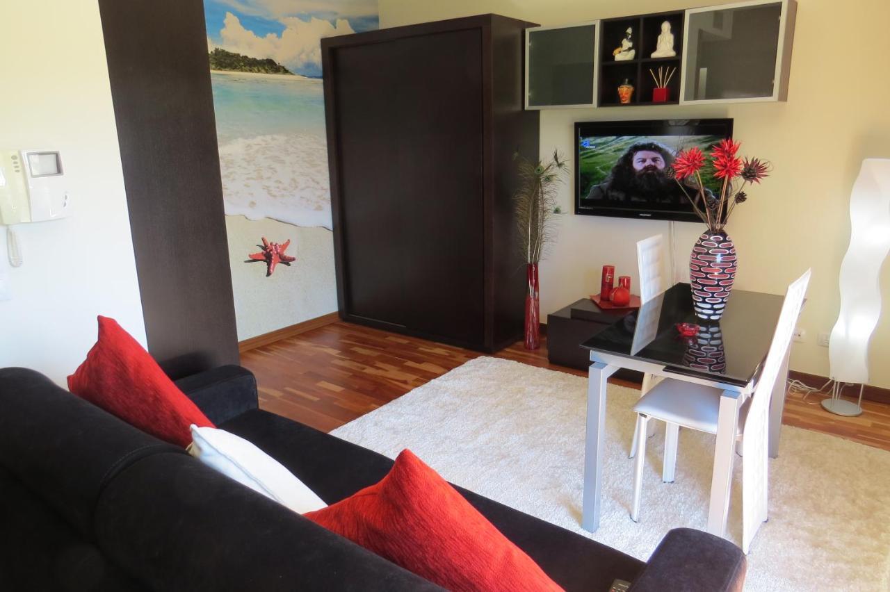 ויאנה דו קסטלו Estudio De Luxo Em Condominio Privado Com Piscina מראה חיצוני תמונה